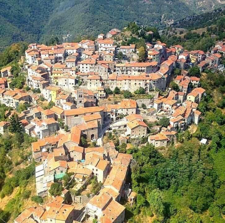 La Casetta Montefegatesi Esterno foto